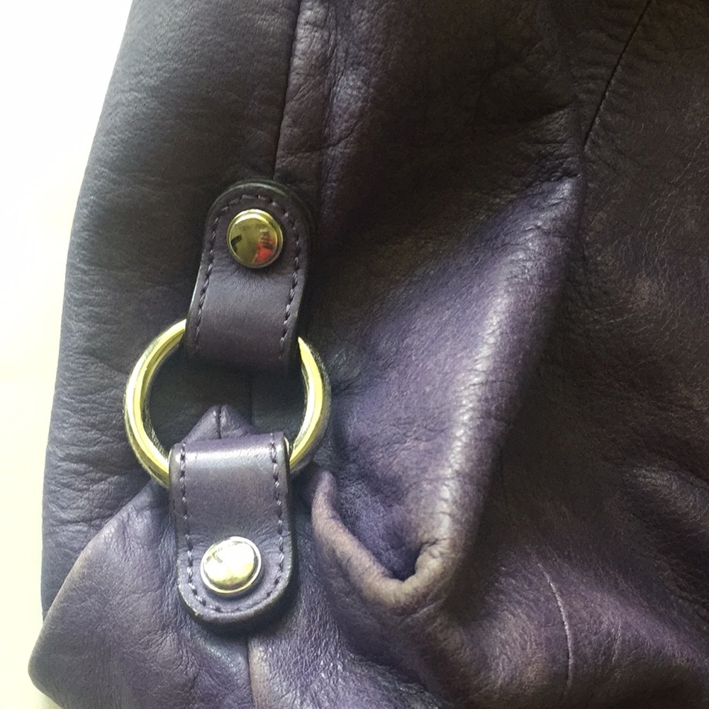 B Makowsky Purple Purse - Picture 7 of 11